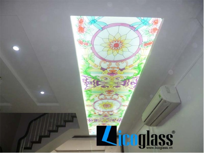 Ứng dụng kính trang trí nội thất